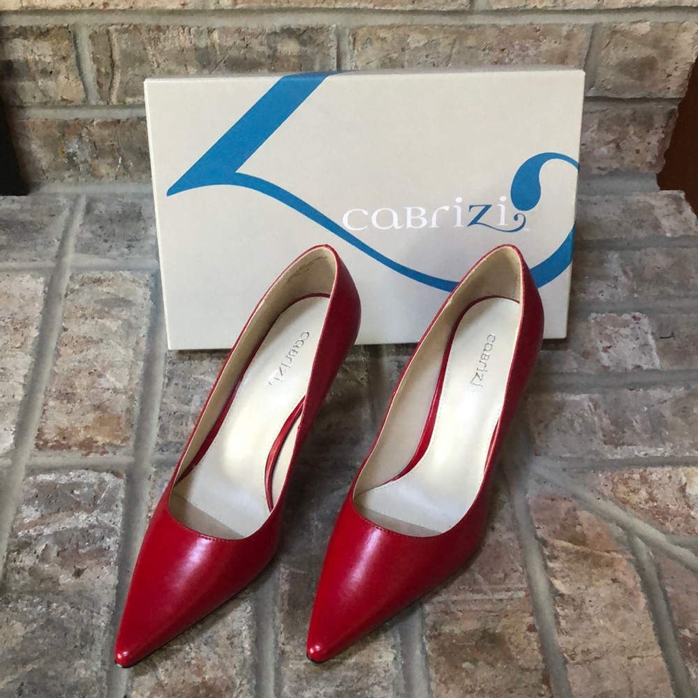 Cabrizi Red Heels NWB